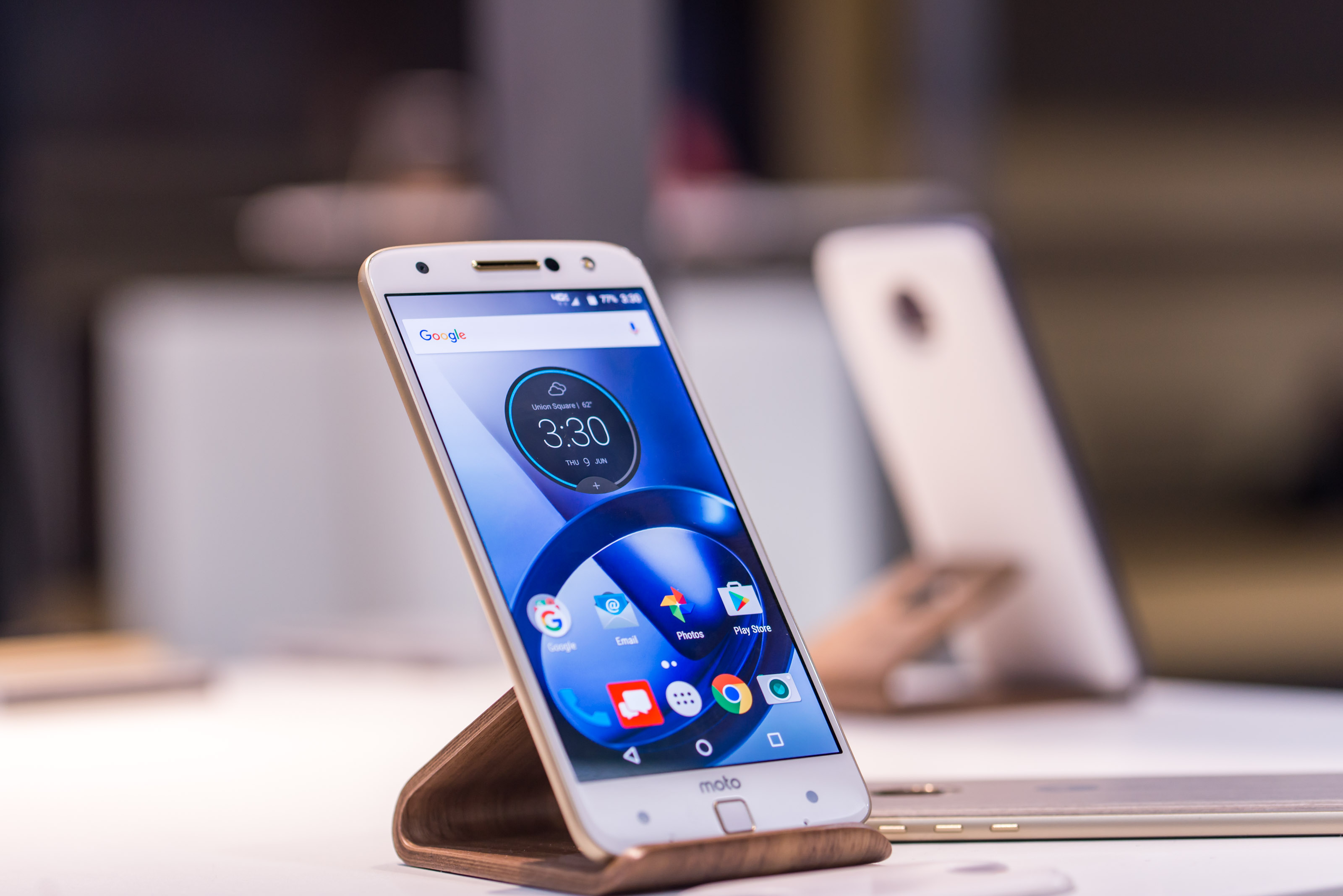 Moto-Z-techworld class="wp-image-500990" 
