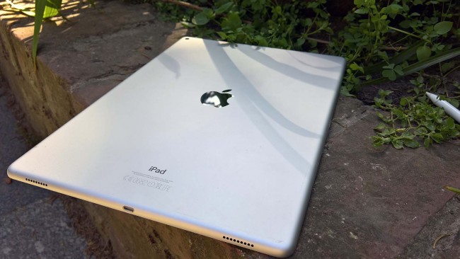 Surface Pro 4 kontra iPad Pro class="wp-image-499815" 