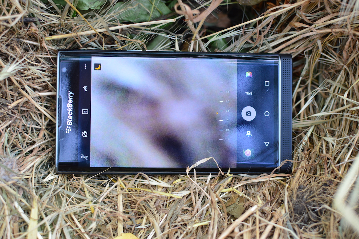 blackberry-priv-2-12 class="wp-image-500872" 