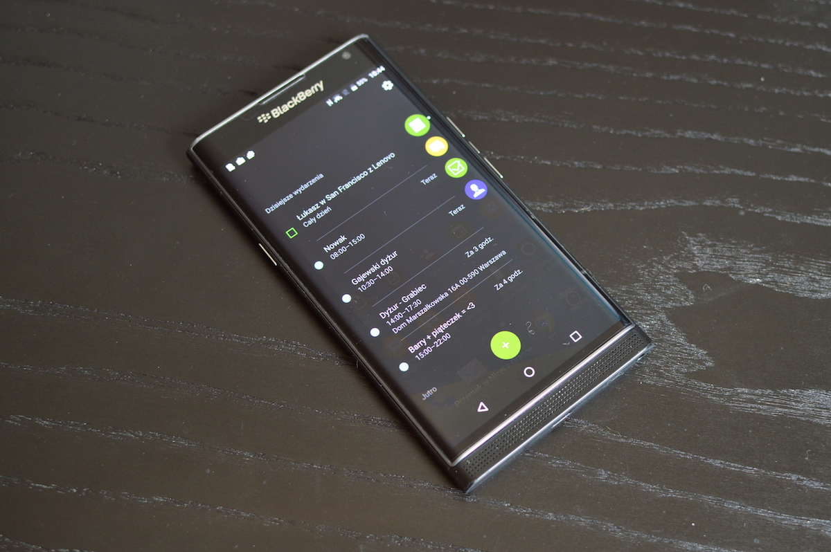 blackberry-priv-5 class="wp-image-500833" 