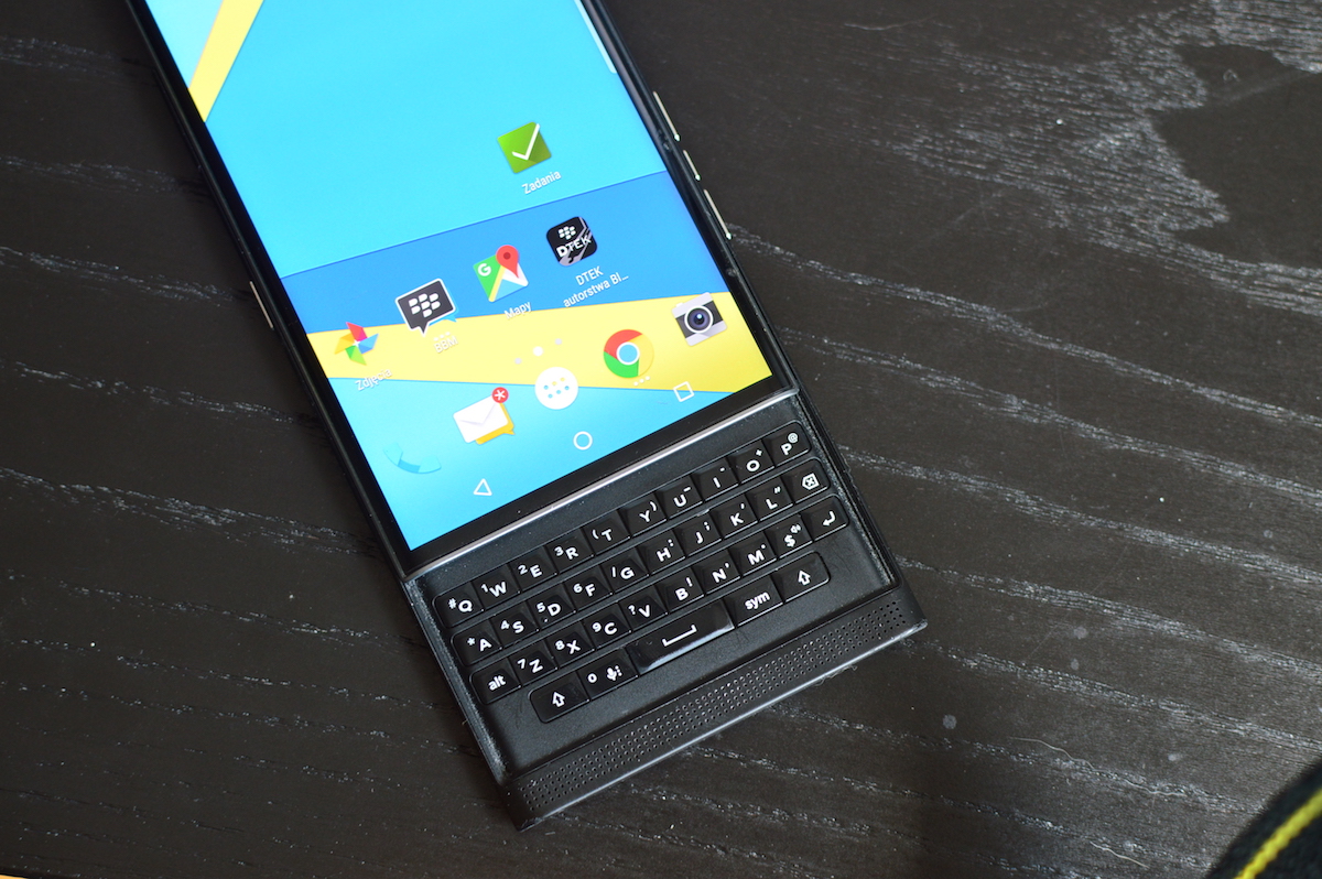 blackberry-priv-7 class="wp-image-500835" 