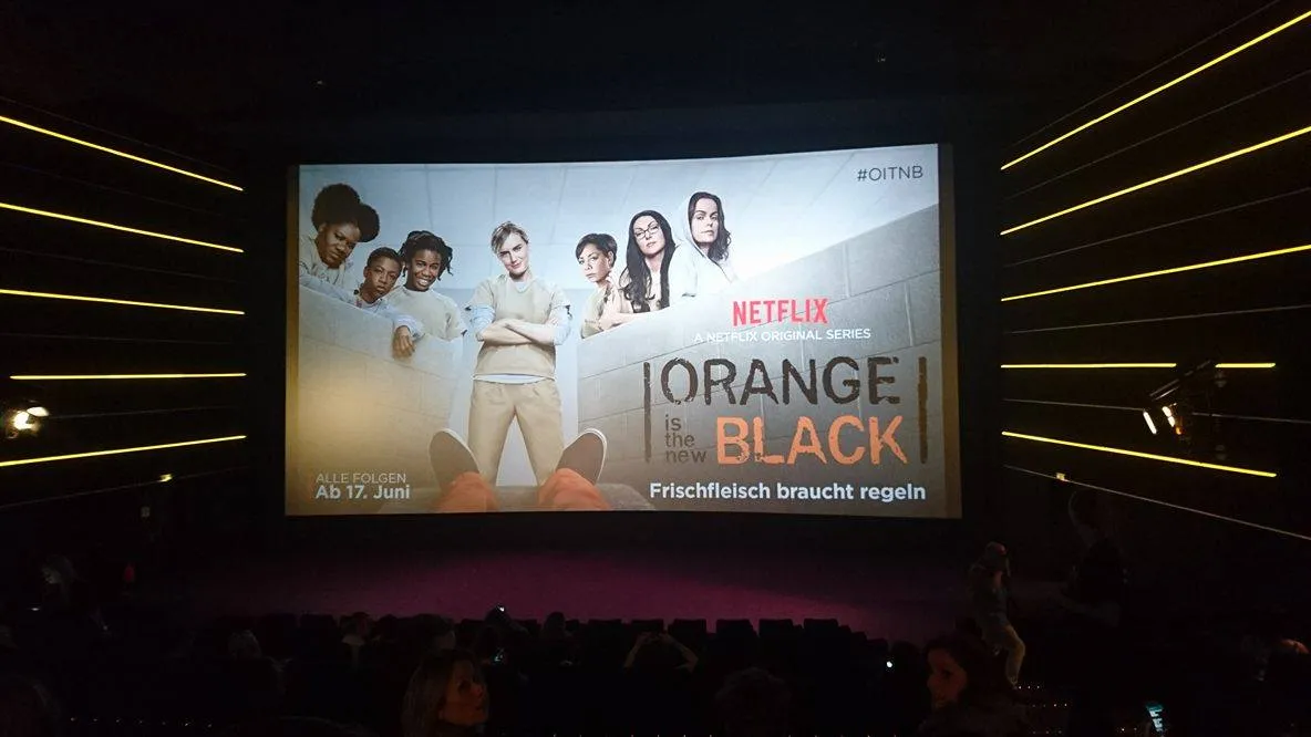 Sala kinowa podczas pokazu "Orange Is the New Black"