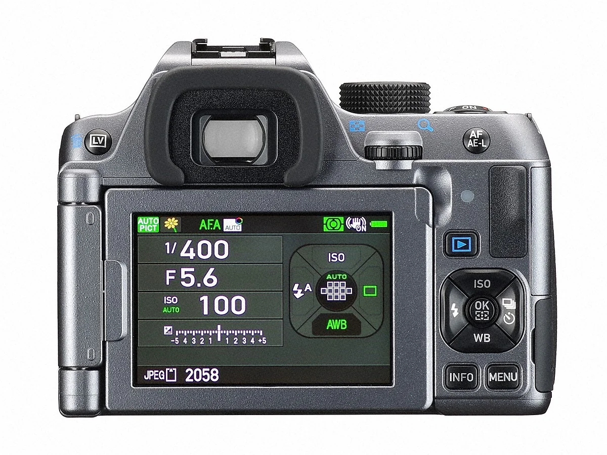 pentax-k-70-4 class="wp-image-500507" 