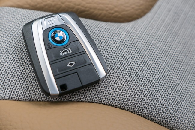 BMW-i3-9 class="wp-image-507944" 
