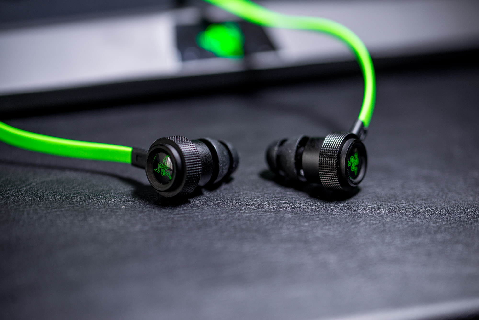 Razer-Hammerhead-v2-2 class="wp-image-505859" 