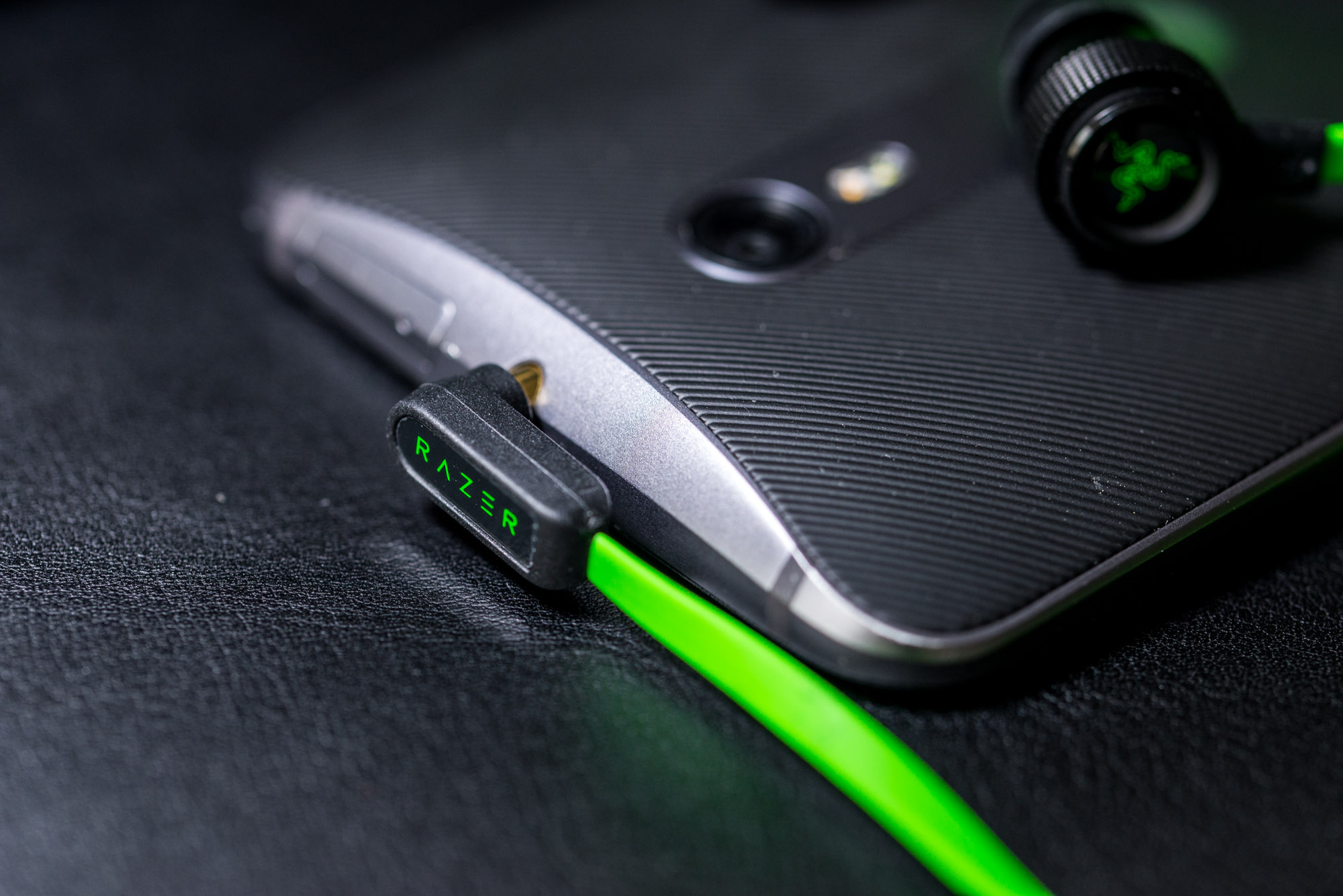 Razer-Hammerhead-v2-5 class="wp-image-505862" 
