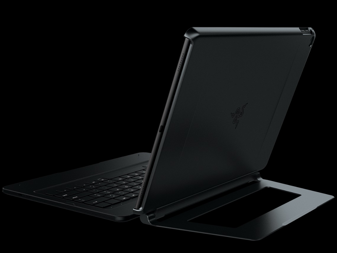 Razer-klawiatura-do-ipada-2 class="wp-image-506733" 