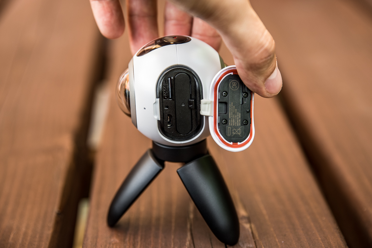 Samsung Gear 360-012 class="wp-image-505165" 