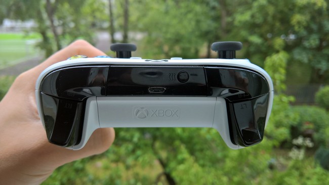 Xbox-Wireless-Controller-2016 (1) class="wp-image-506603" 