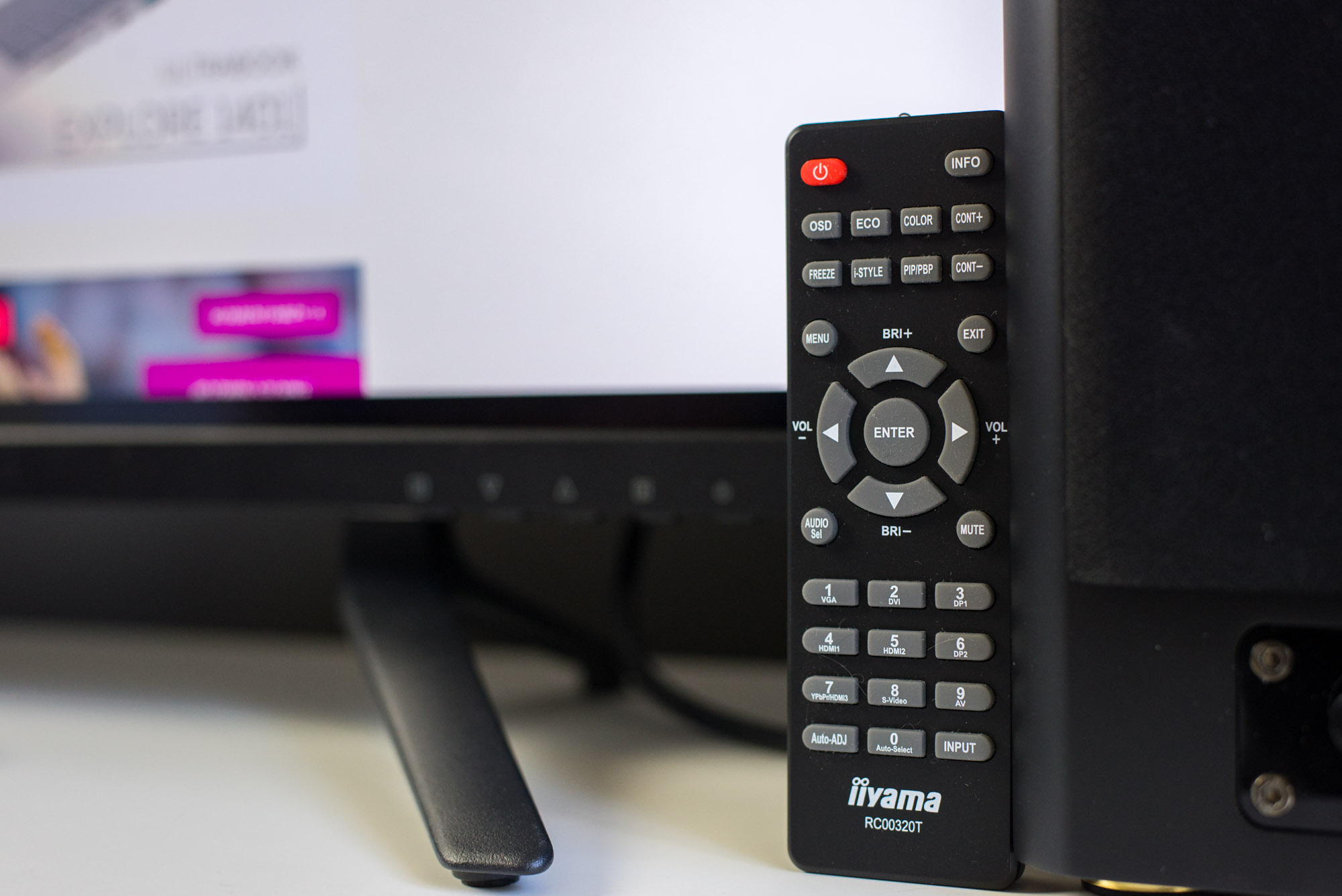  Iiyama ProLite X4071UHSU - ideał do małej firmy. class="wp-image-505196" 