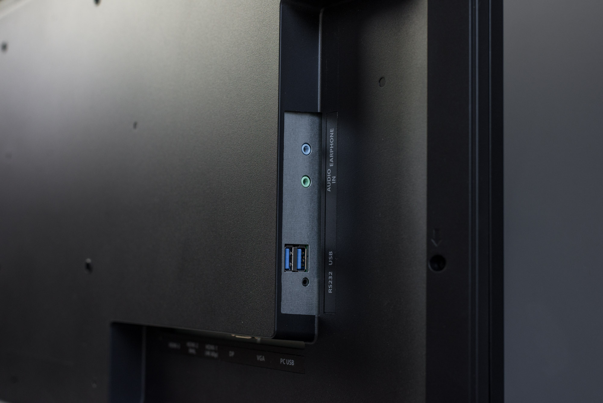 iiyama-PROLITE X4071UHSU-B1-6 class="wp-image-505199" 