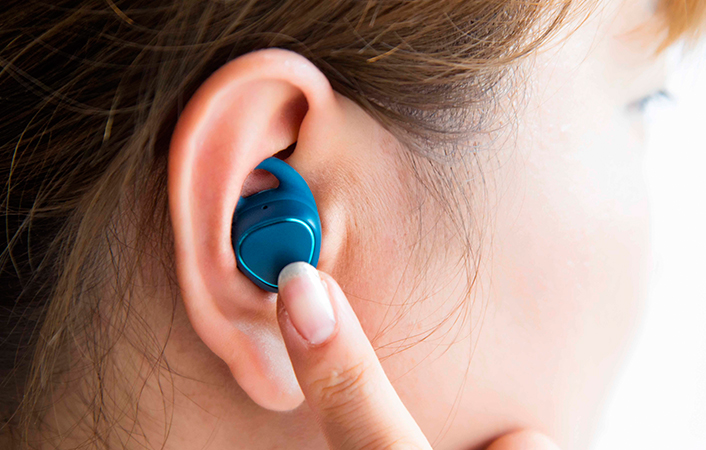 samsung-gear-iconx-3 class="wp-image-506976" 
