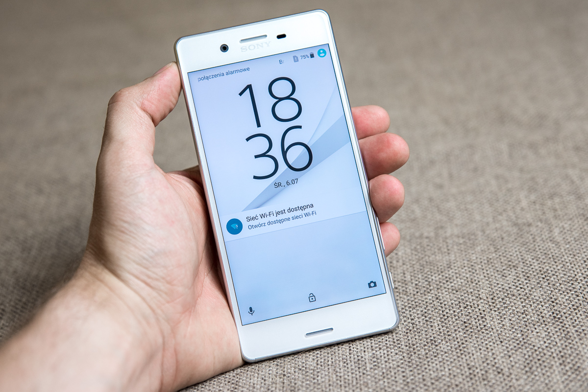 sony-xperia-x-004 class="wp-image-505085" 