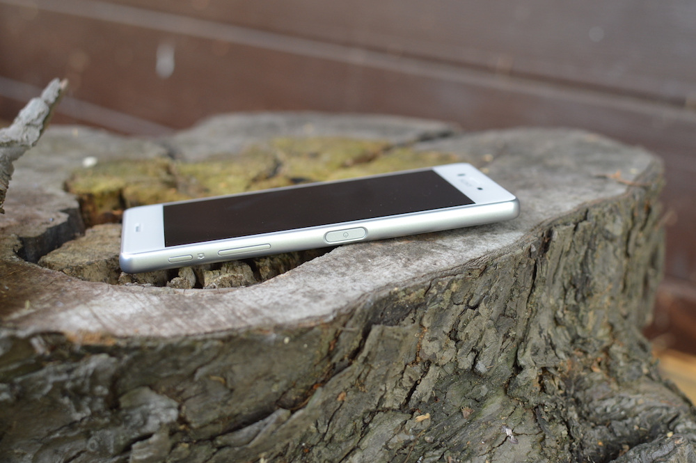 sony-xperia-x-7 class="wp-image-504715" 