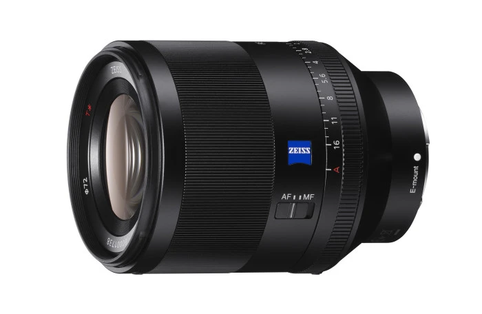sony-zeiss-50-1 class="wp-image-505970"