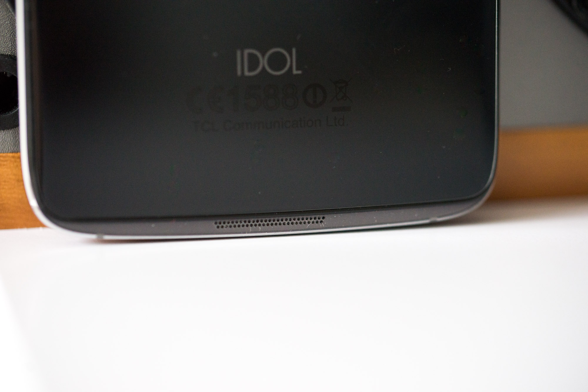 Alcatel-Idol-4-4s-10 