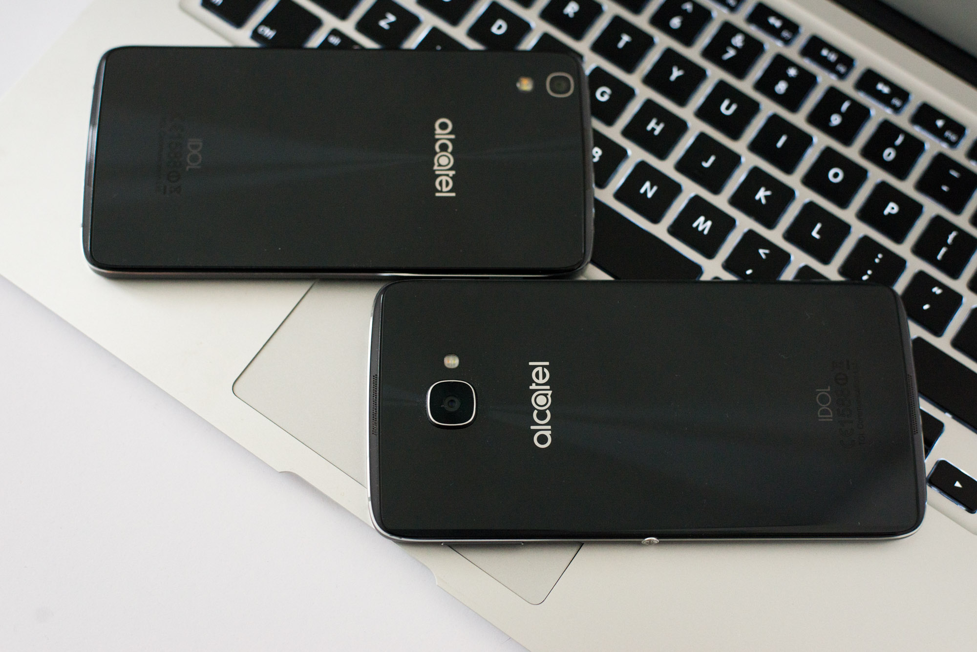 Alcatel-Idol-4-4s-4 