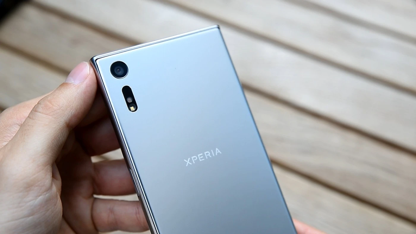 Sony-Xperia-XZ (14) class="wp-image-513510"