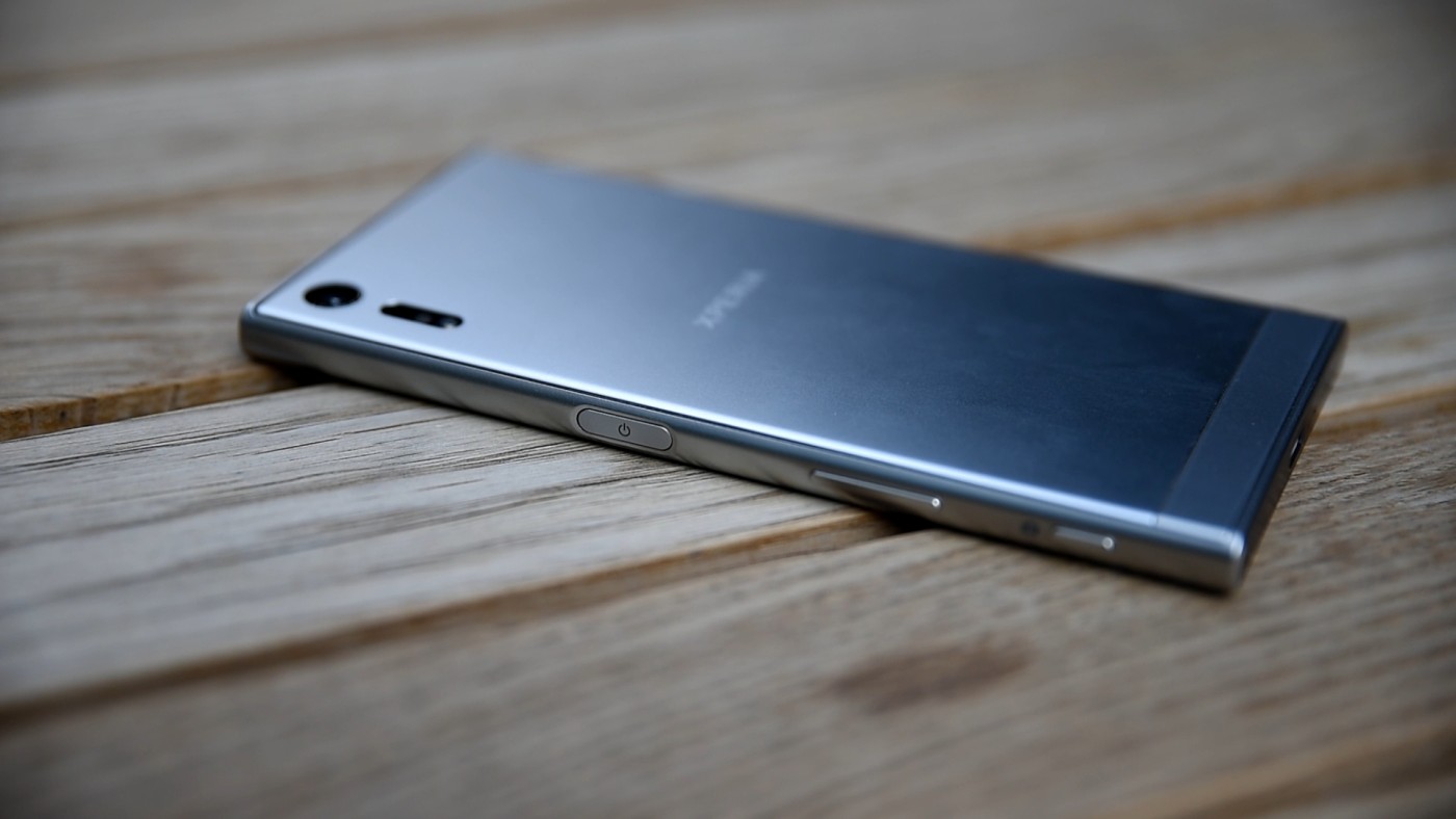 Sony-Xperia-XZ (20) class="wp-image-513516" 