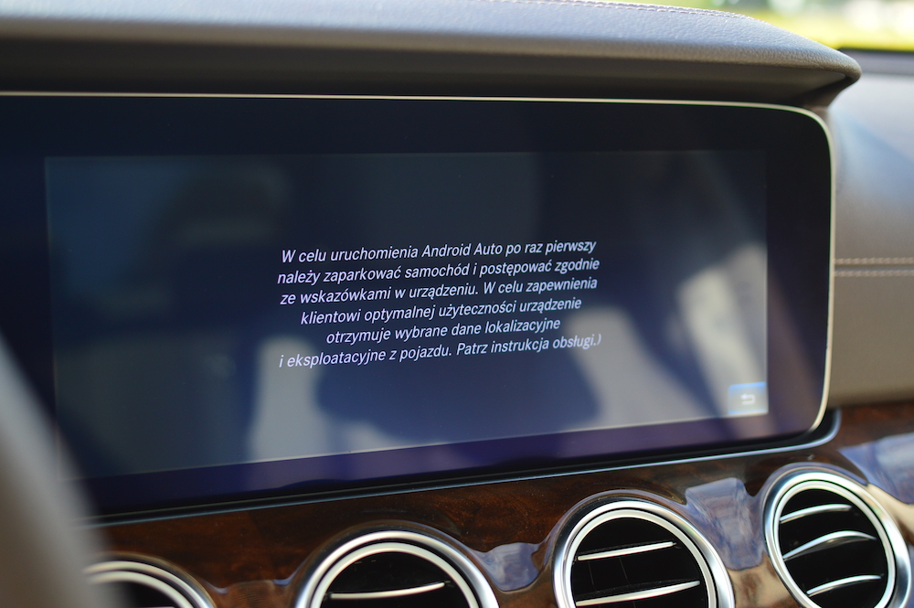 android-auto-1 class="wp-image-512209" 