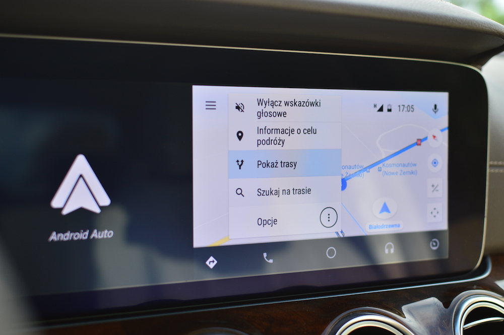android-auto-4 class="wp-image-512212" 