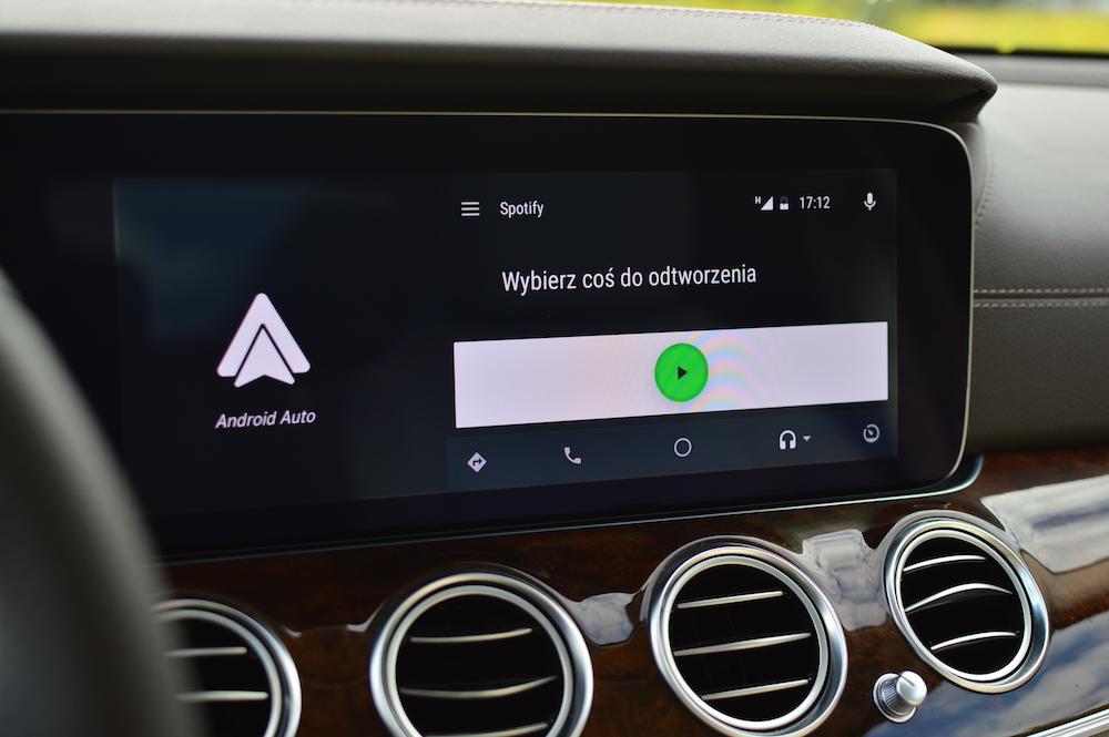 android-auto-8 class="wp-image-512216" 