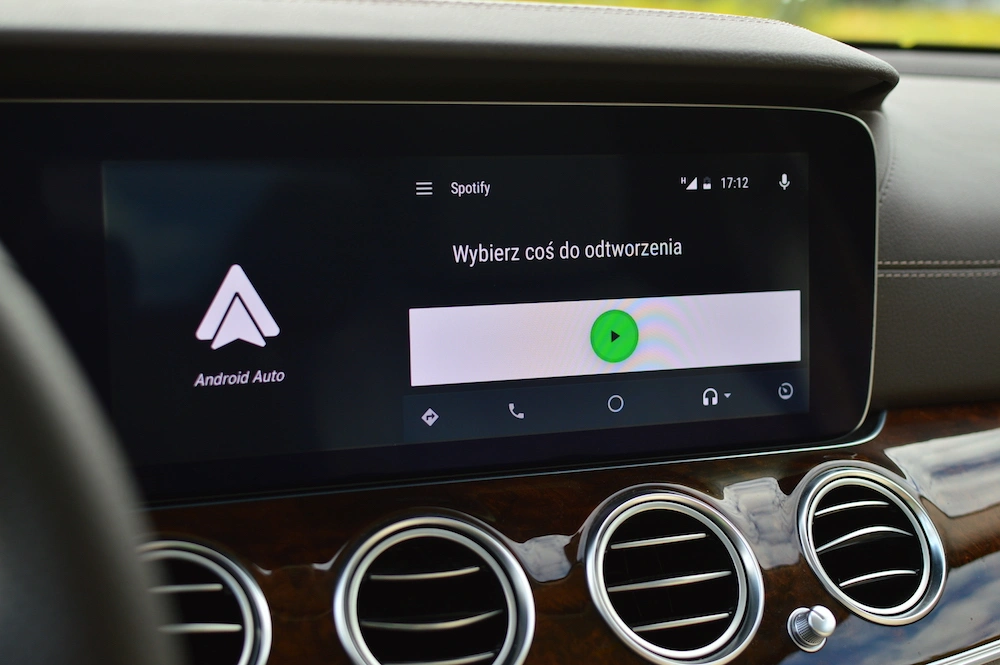 android-auto-8 class="wp-image-512216"