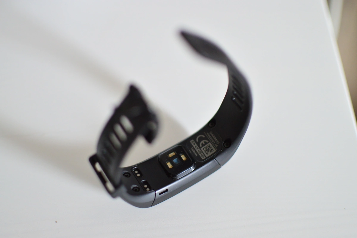 garmin-vivosmart-hr-5 class="wp-image-513215"