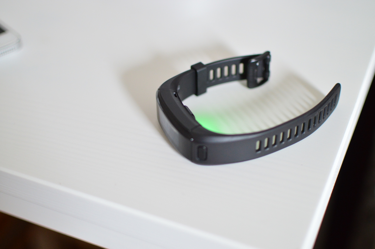 garmin-vivosmart-hr-6 class="wp-image-513216"