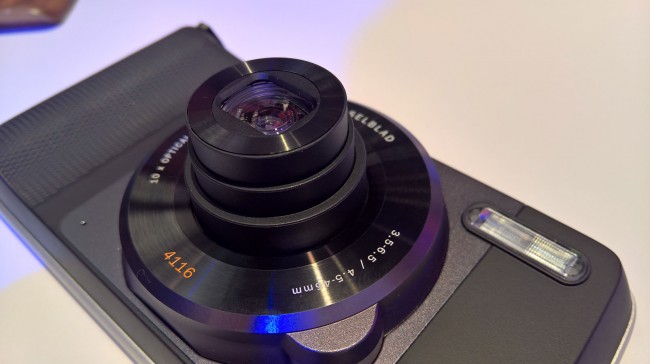 Lenovo Moto Z Play class="wp-image-513806" 