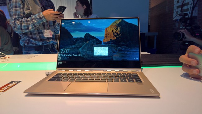 Lenovo Yoga 910 class="wp-image-513789" 