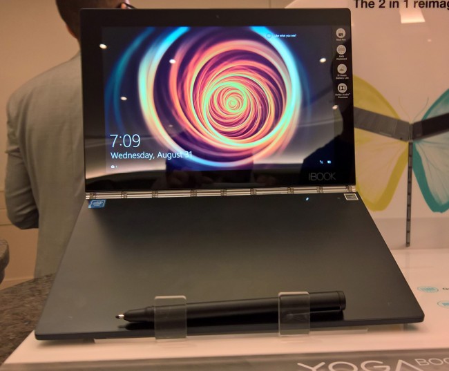 Lenovo Yoga Book class="wp-image-513720" 