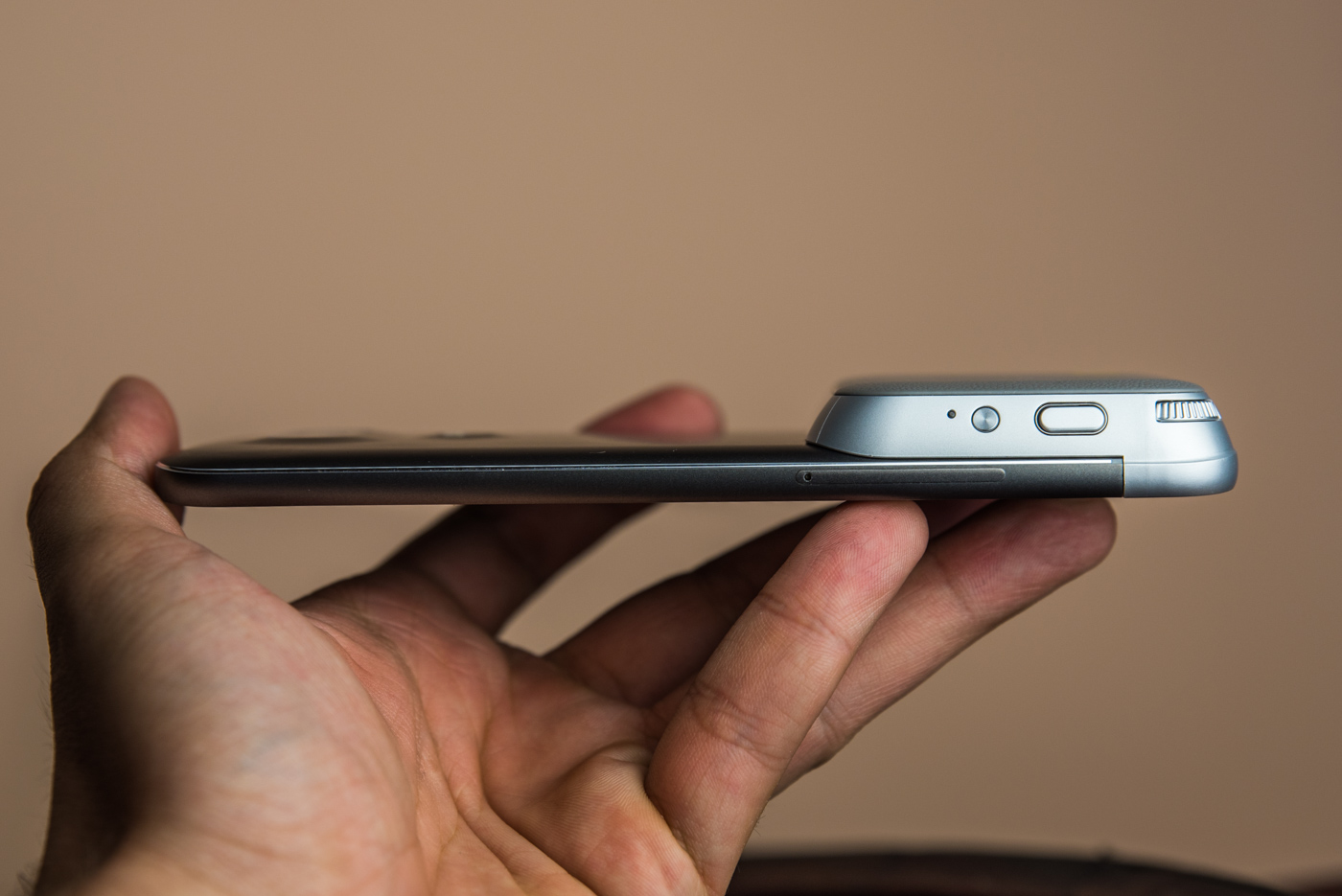 lg-g5-12 class="wp-image-511791" 