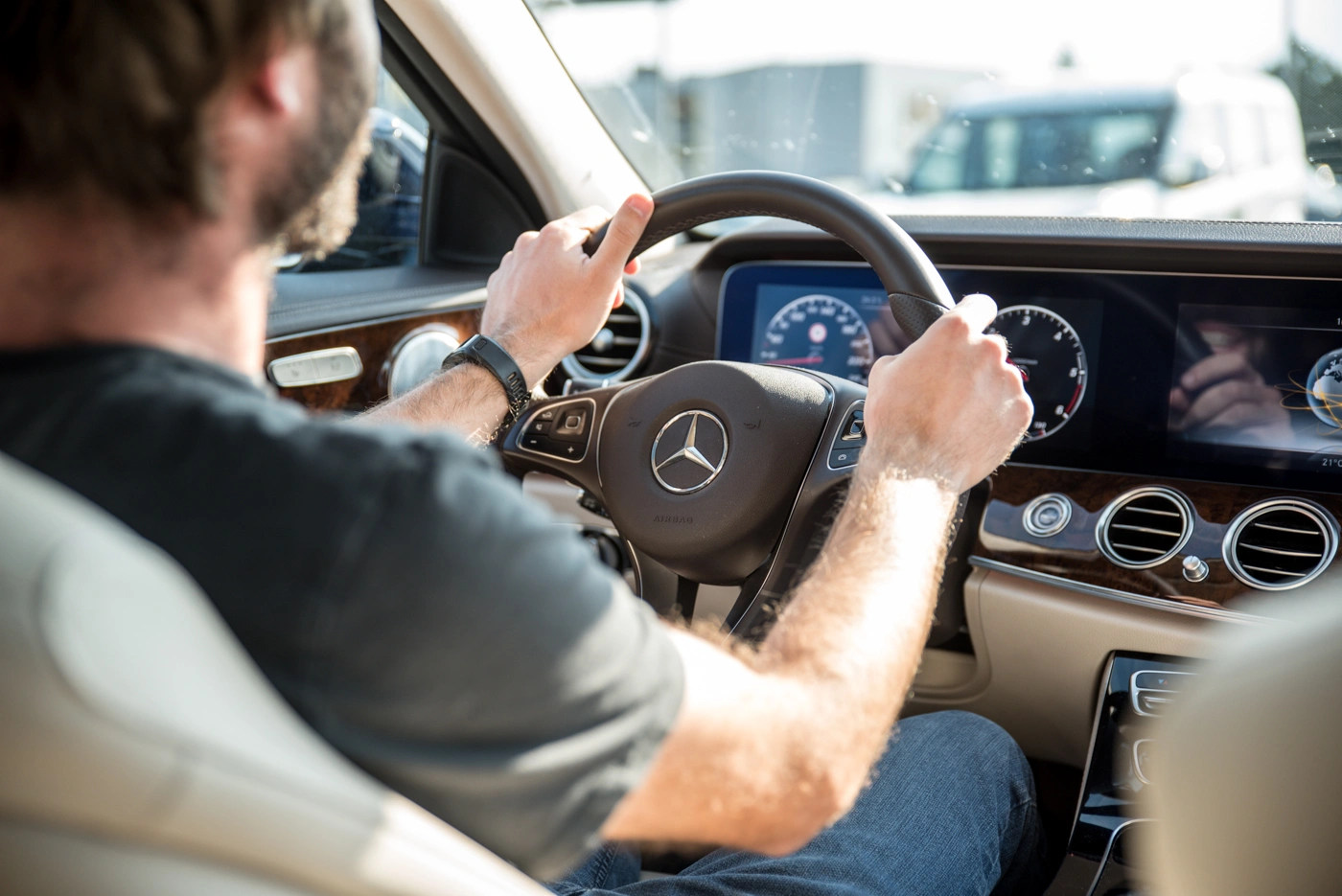 mercedes-benz-e220-9