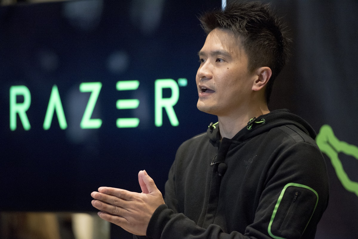 More than 1,600 registered registered fans and an estimated thousand more lined-up the grand opening of RazerStore San Francisco, Saturday, May 21, 2016. The store is the first flagship location for Razer, the leader in connected devices and software for gamers. The company plans to open additional locations in major cities nationwide. (Photo by Peter Barreras/AP Images for Razer USA) class="wp-image-511840" 