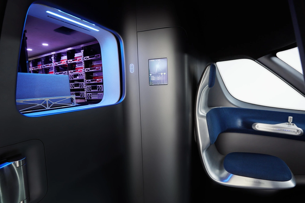 Mercedes-Benz Vision Van – Interior, Package dispenser ; Mercedes-Benz Vision Van – Interior, Package dispenser; class="wp-image-514892" 