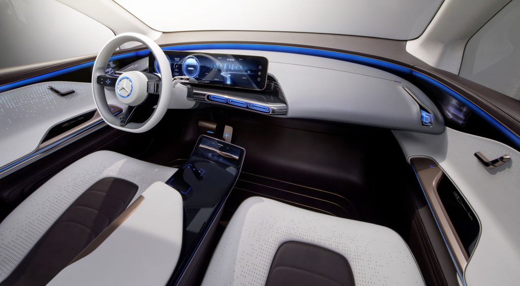 Generation EQ, Interieur, fahrerorientiertes Cockpit, Instrumententafel mit schwebendem Widescreen-Display ; Generation EQ, interior, driver-oriented cockpit, instrument panel with large, floating wide-screen display; class="wp-image-519009" 