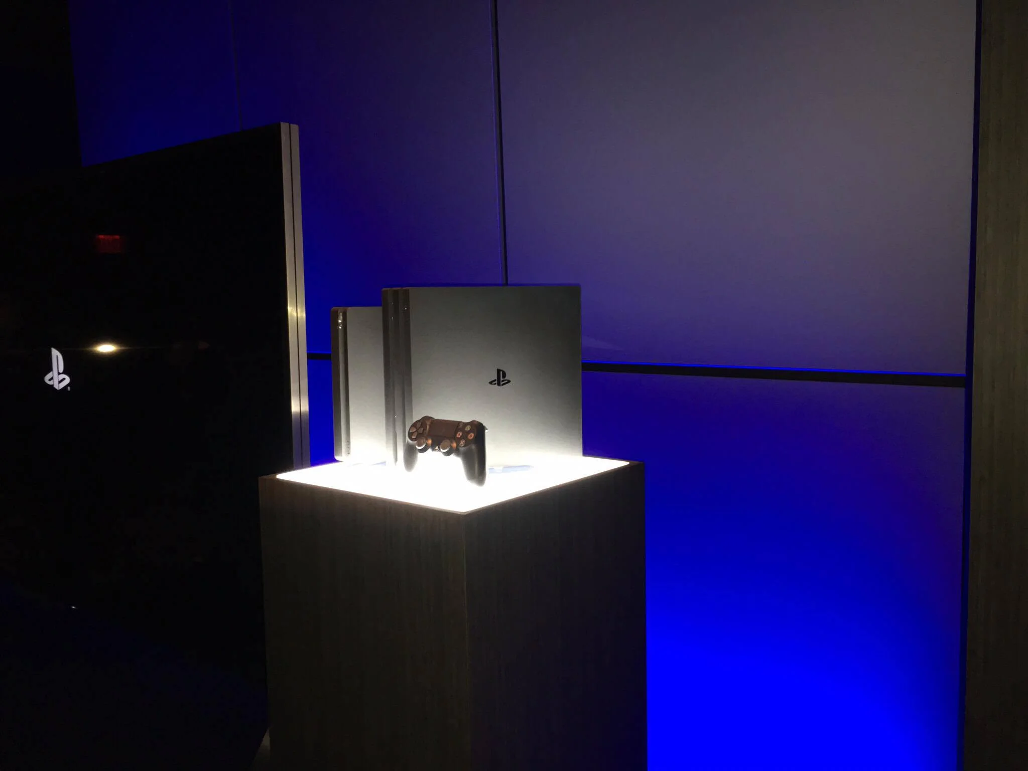 playstation-4-pro-1 class="wp-image-515174"
