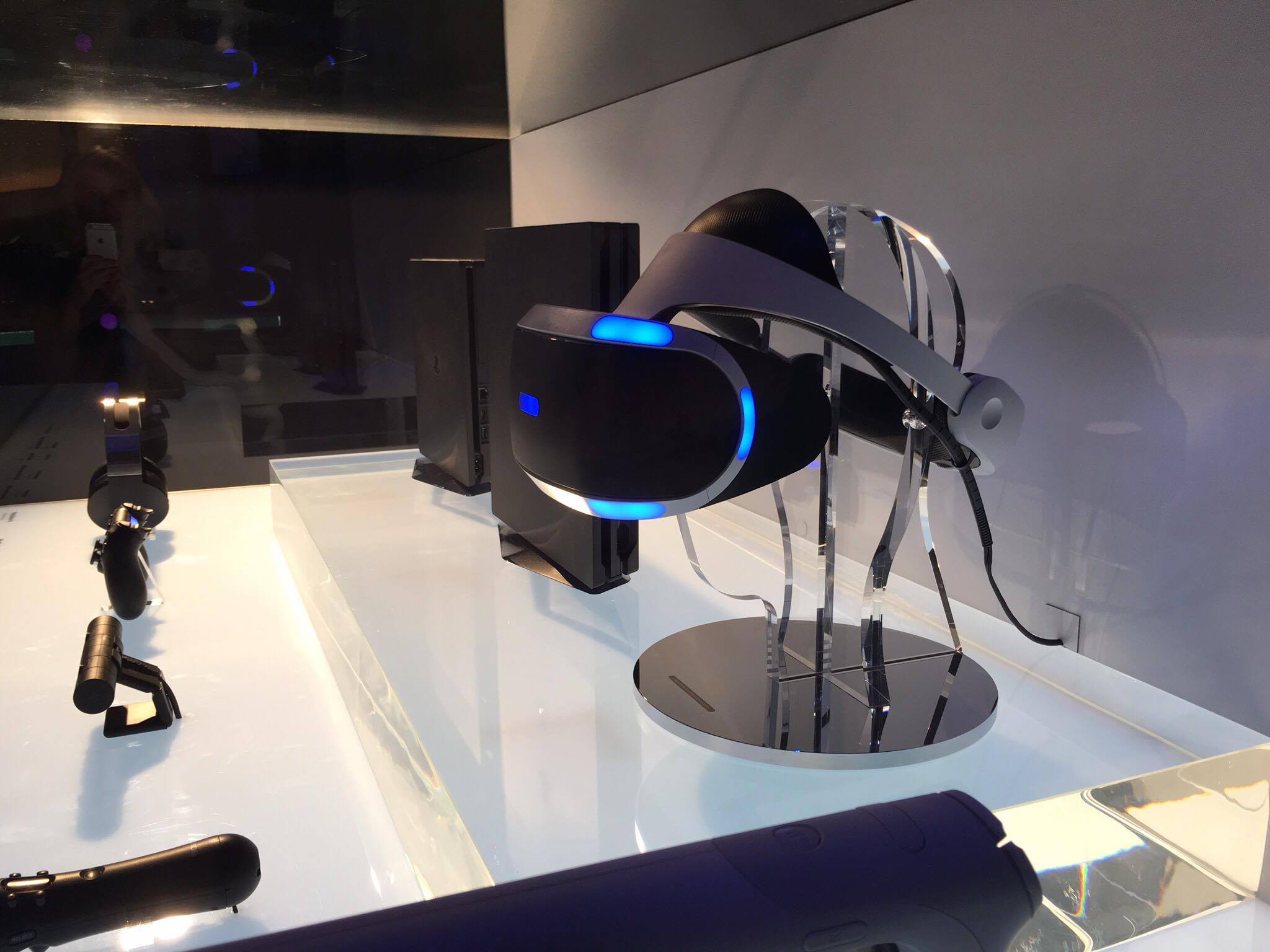 playstation-4-pro-4 class="wp-image-515179" 
