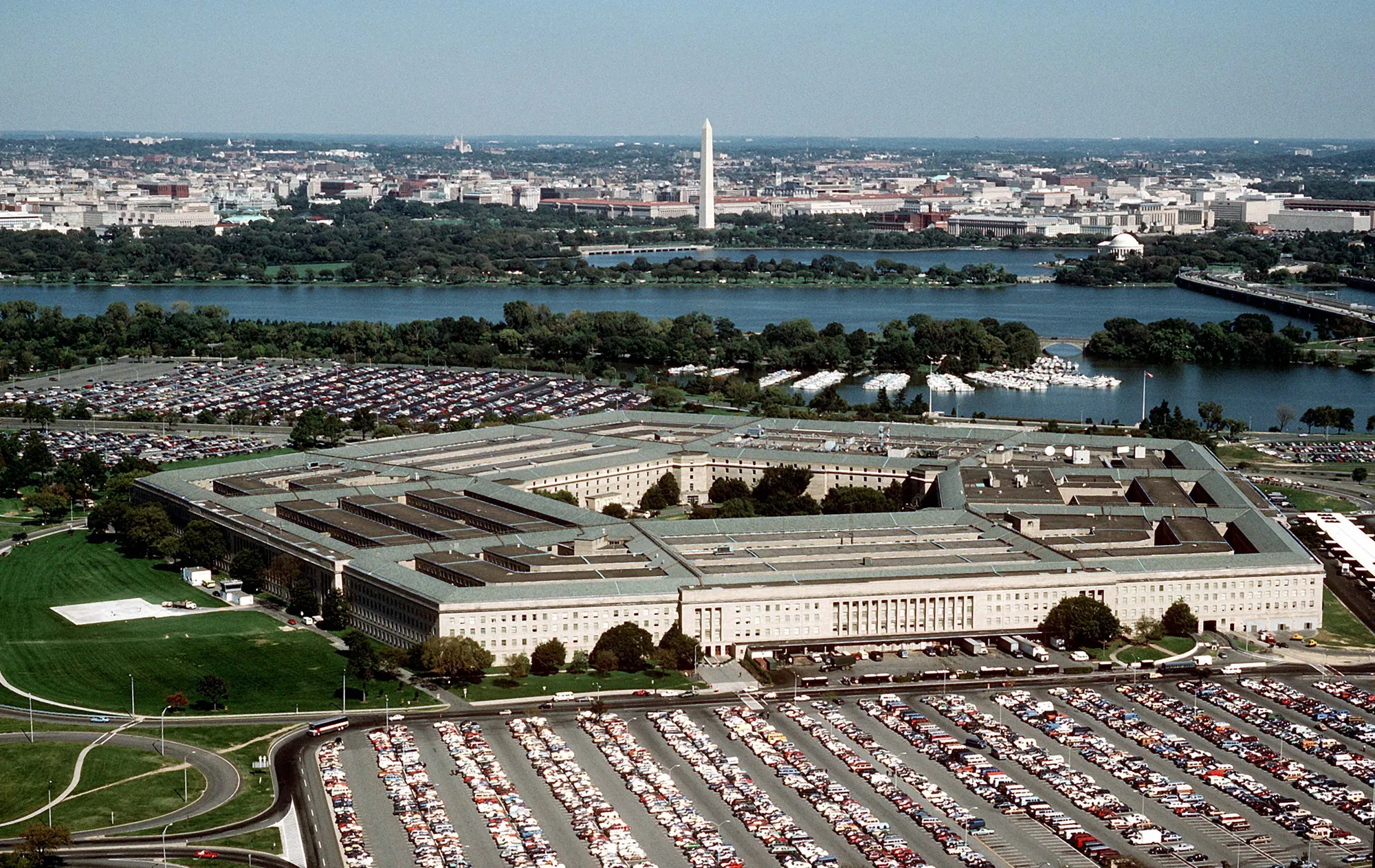Siedziba Departamentu Obrony USA Autor: Autor"DoD photo by Master Sgt. Ken Hammond, U.S. Air Force." class="wp-image-518201"