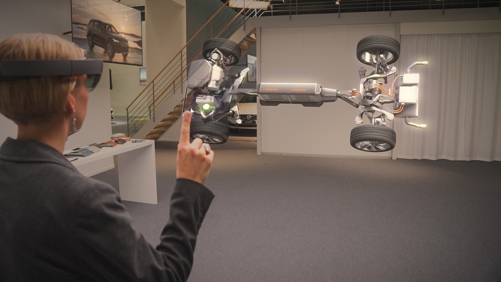 volvo-cars-microsoft-hololens-experience_01-1024x576 class="wp-image-518381" 