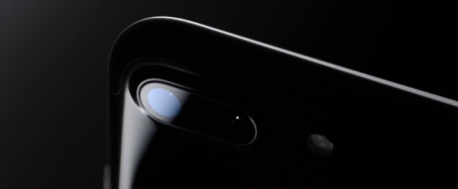 apple-iphone-7-d class="wp-image-514975"
