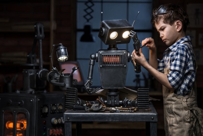 robot3 class="wp-image-517287" 