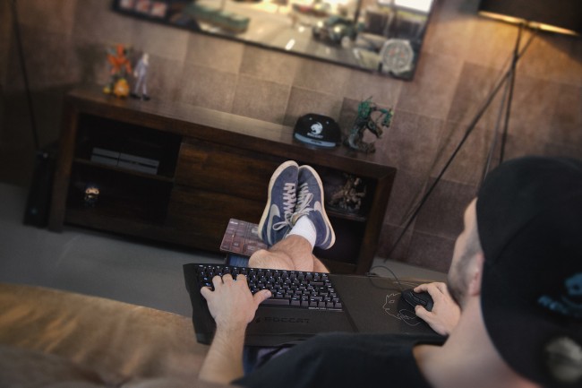 Roccat Sova class="wp-image-516651"