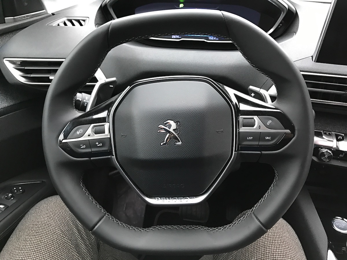 peugeot-3008-14 class="wp-image-523663" 