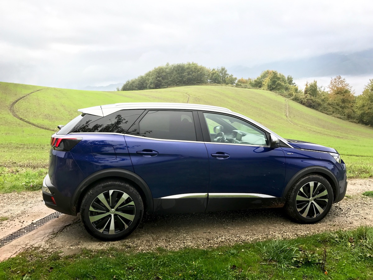 peugeot-3008-d2-4 class="wp-image-523809" 