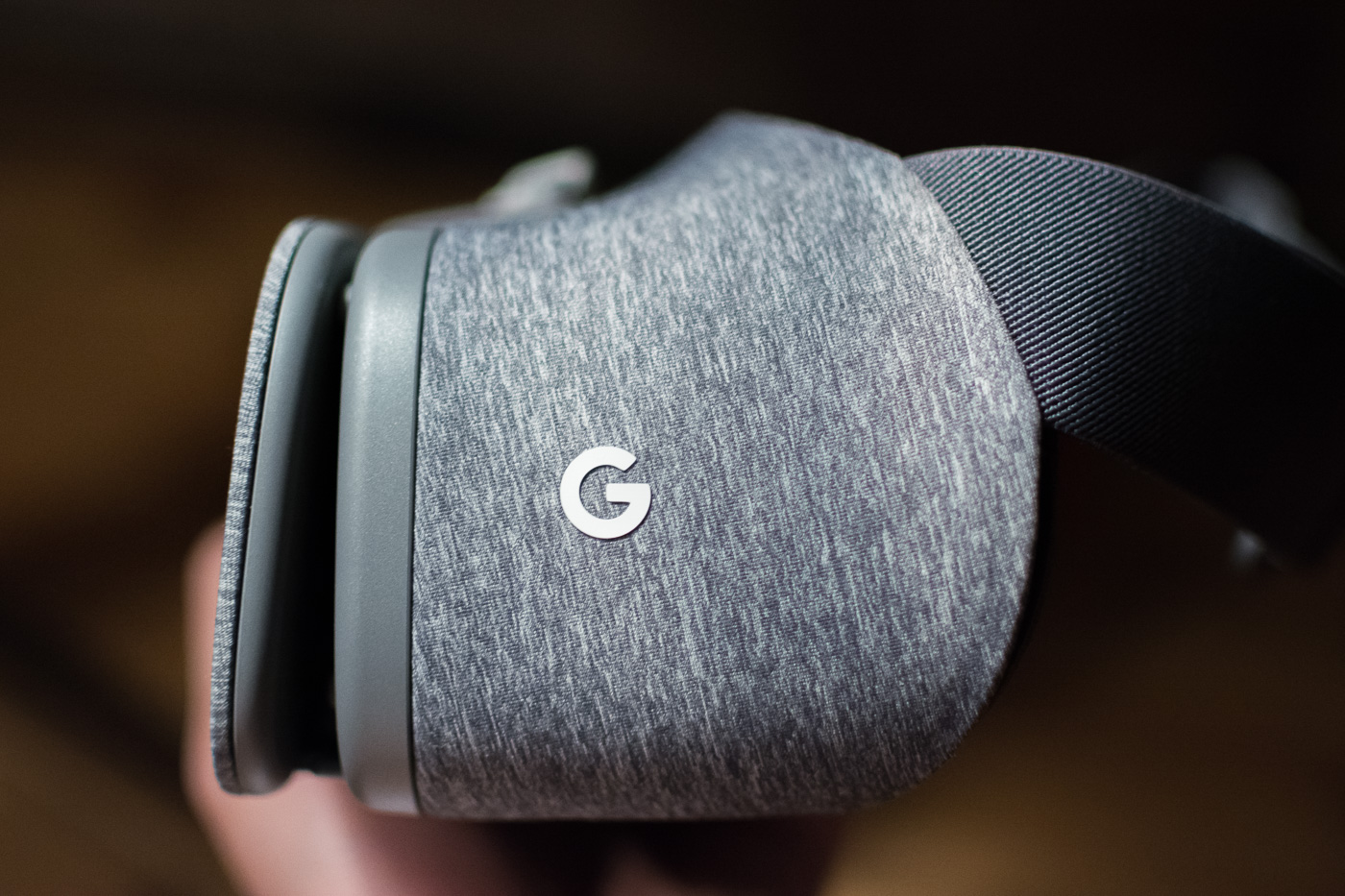 daydream-view-vr-2-of-7 class="wp-image-520117" 