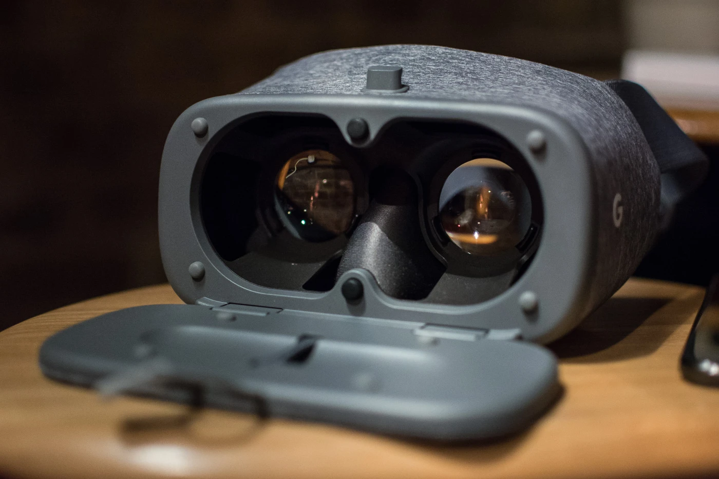 daydream-view-vr-4-of-7 class="wp-image-520119"