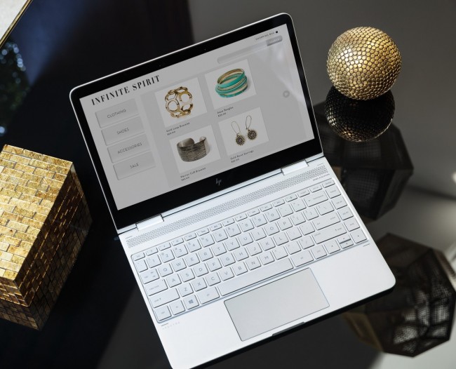 HP Spectre X360 to jeden z najciekawszych laptopów na rynku class="wp-image-521275" 