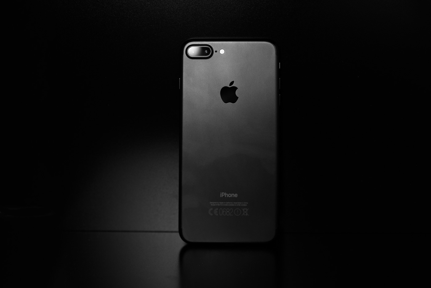 iphone-7-plus-apple-9 class="wp-image-520943" 